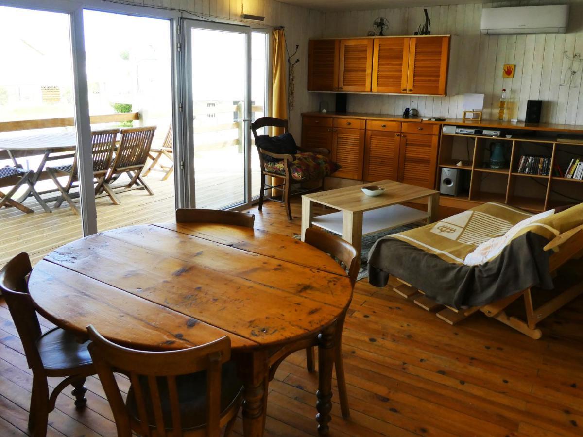 Un Chalet En Bois A La Plage Gruissan Luaran gambar