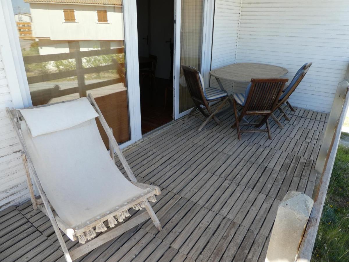 Un Chalet En Bois A La Plage Gruissan Luaran gambar